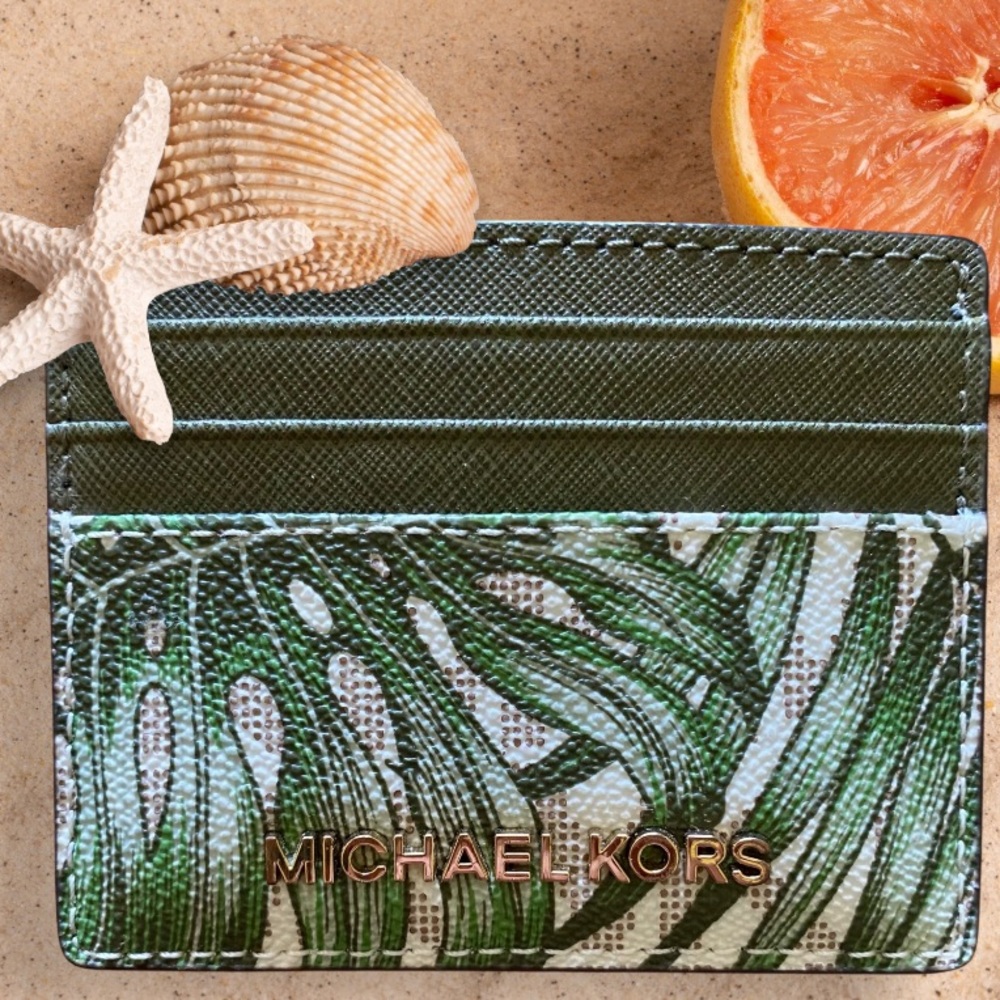 MICHAEL KORS CARD CASE IN VANILLA PALMS - Picture 5 of 7